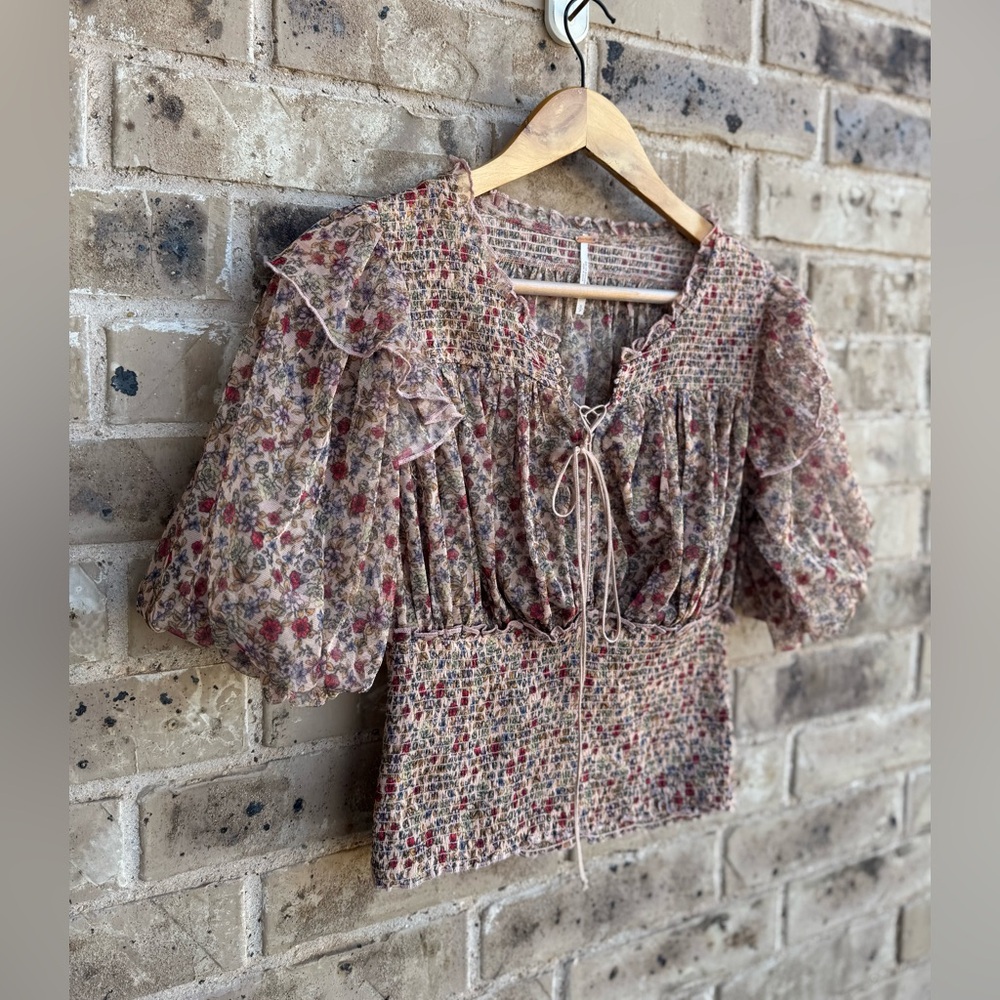 Free People Beatrice Floral Print Brown Lace Up Puff Sleeve Blouse
Top Size S - Picture 5 of 14